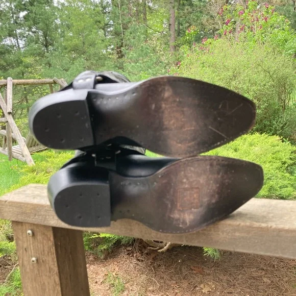 FRYE Boots LILY HARNESS Leather Suede Black Gray Embroidered Western Size 7.5 - Picture 8 of 13